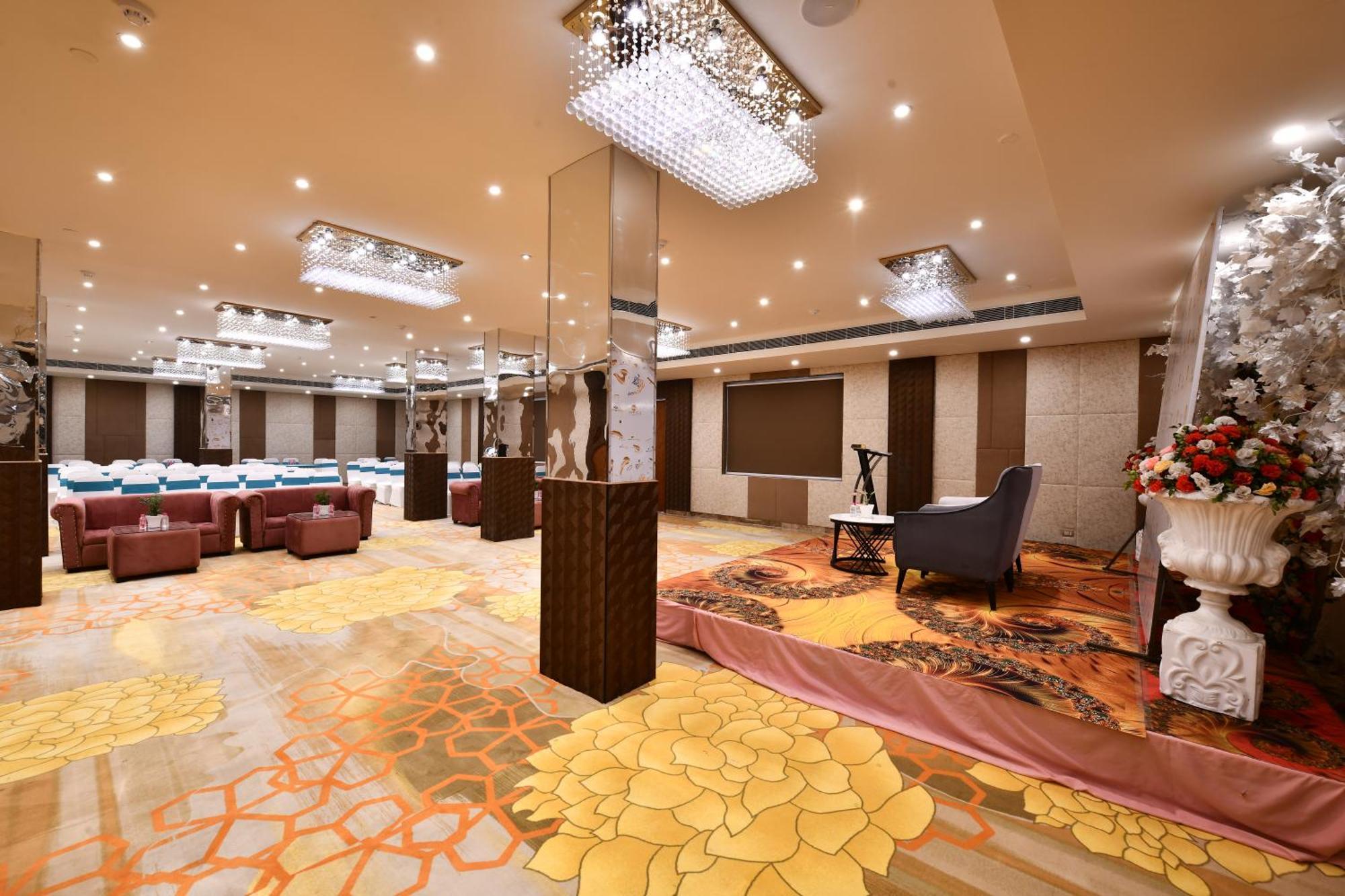 Click Collection Grand Gateway ורנאסי מראה חיצוני תמונה