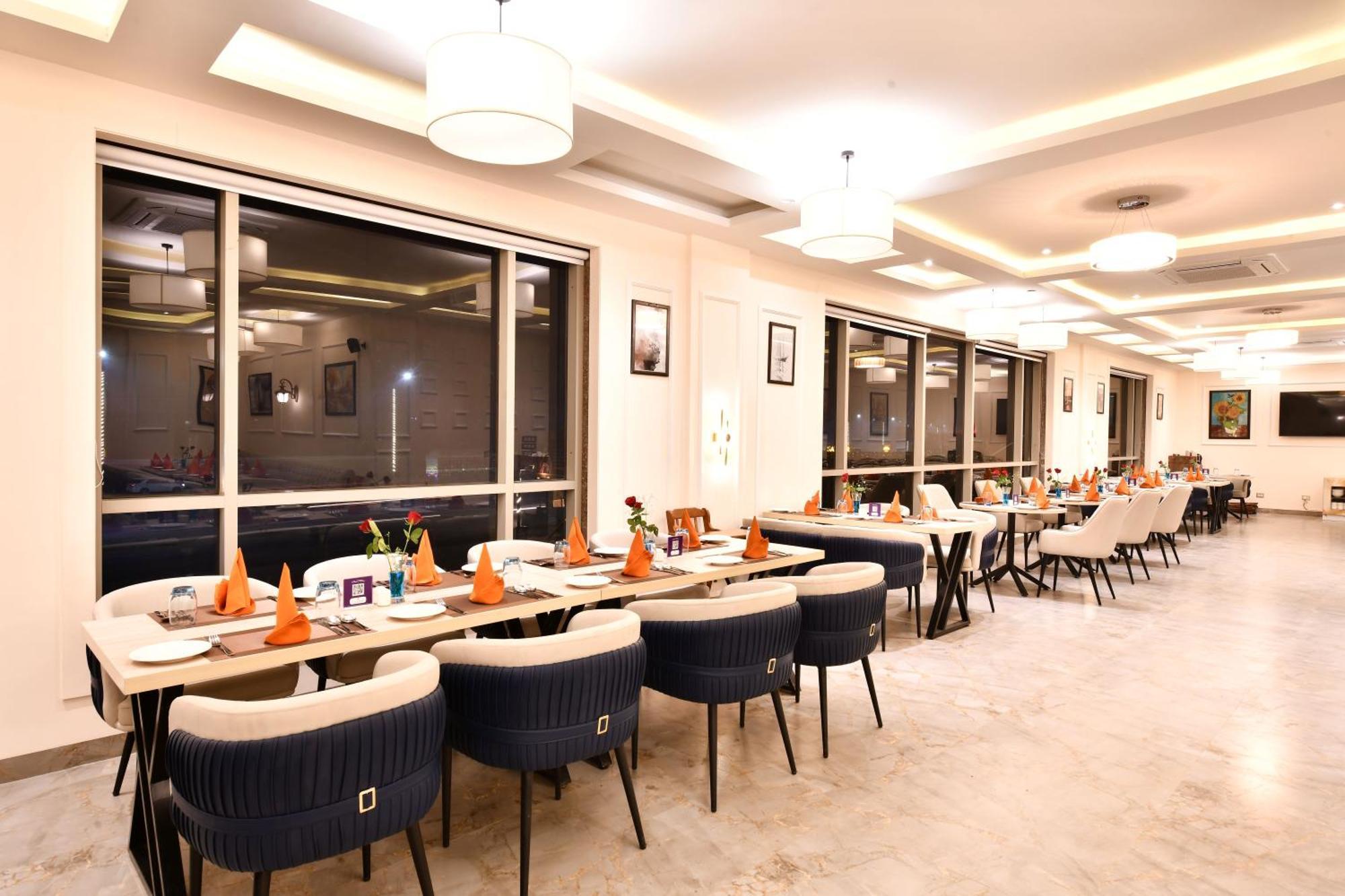 Click Collection Grand Gateway ורנאסי מראה חיצוני תמונה